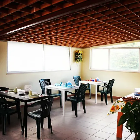 Sunbeach Bed & Breakfast *